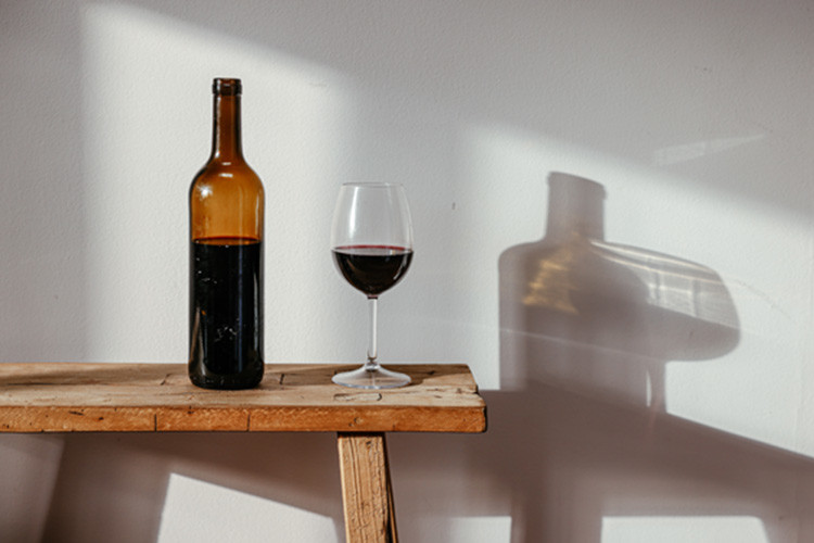 mindfulness + wine ≠ winefulness